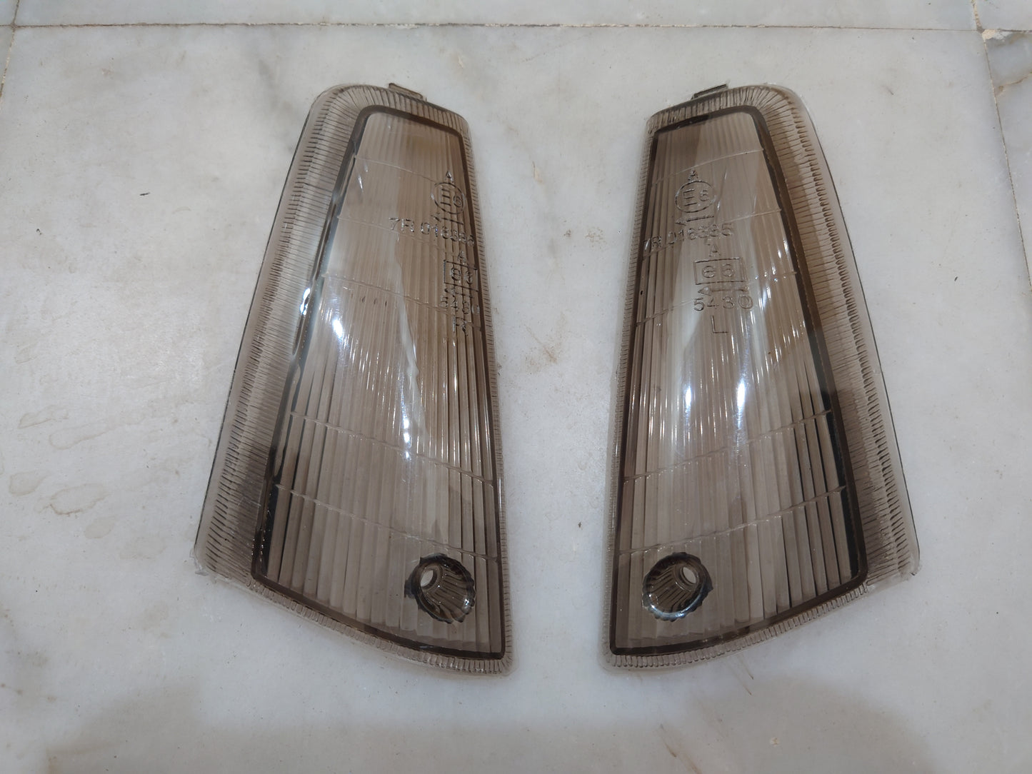 Suzuki Khyber parking light