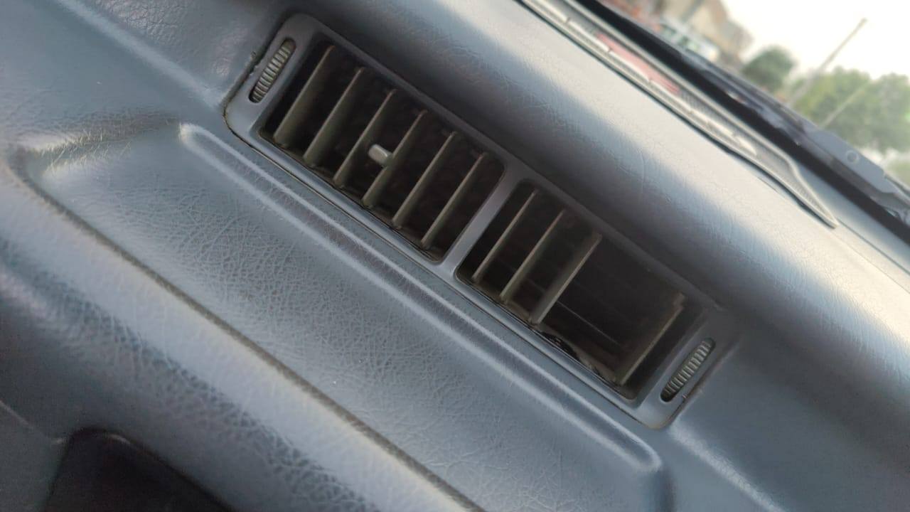 Suzuki Margalla AC grill
