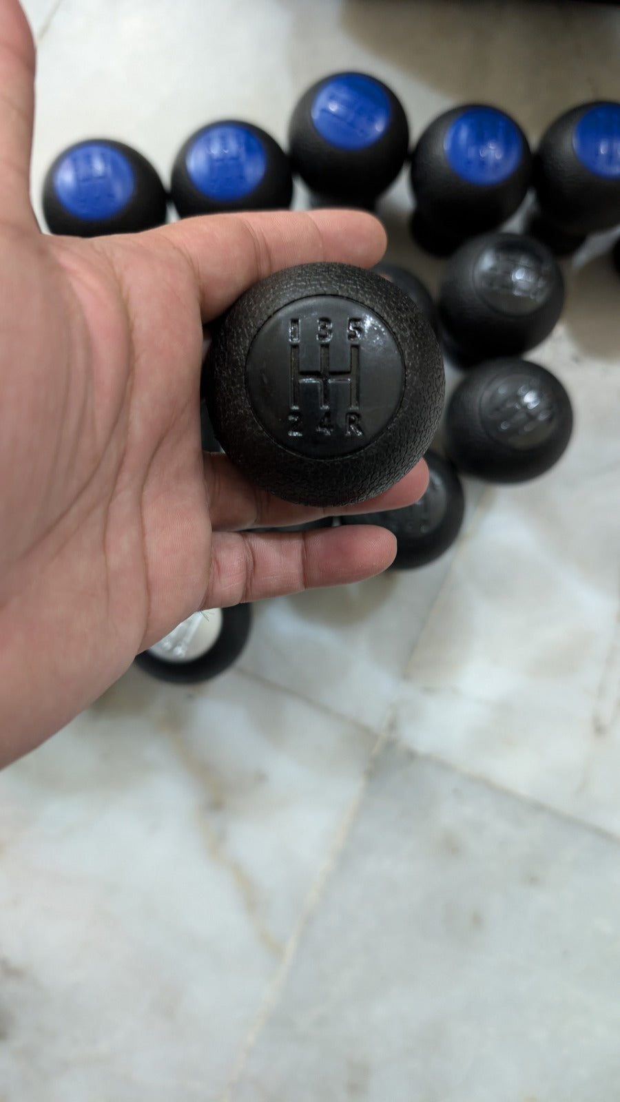 Suzuki Swift gear knob