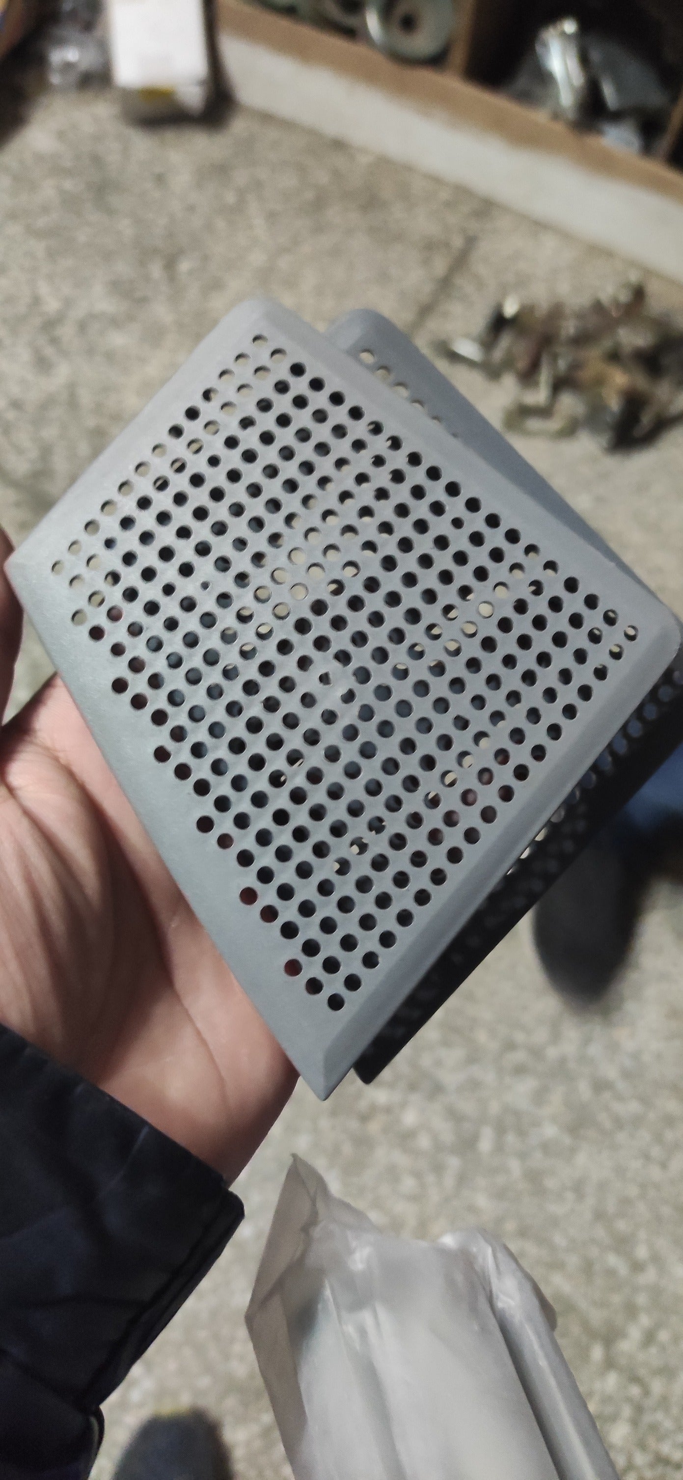 Suzuki Khyber Dashboard speaker grill