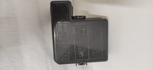 Suzuki Cultus Non Efi fuse box cover