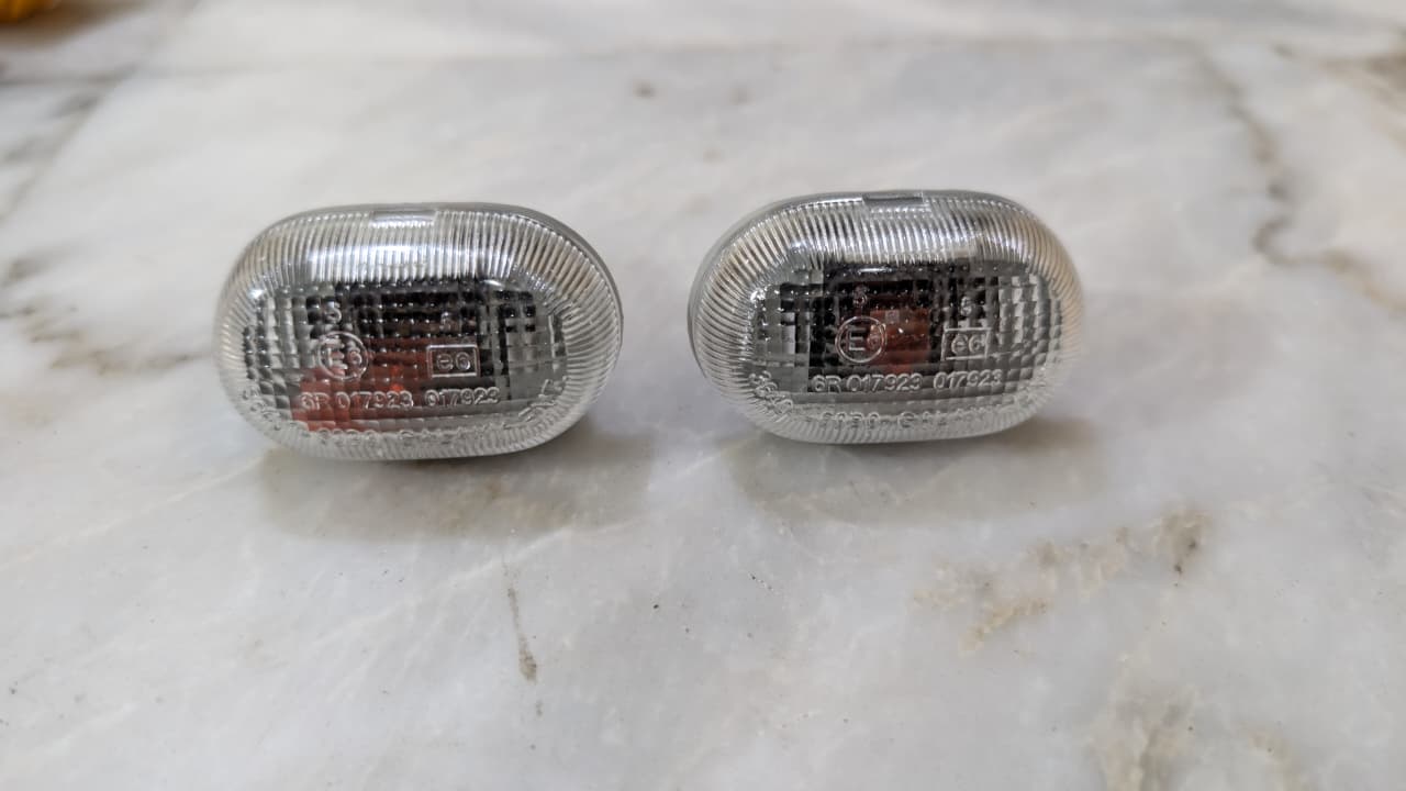 Suzuki Cultus Fender lights