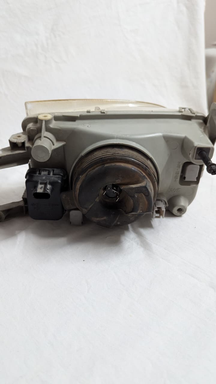 Suzuki Cultus old model headlights