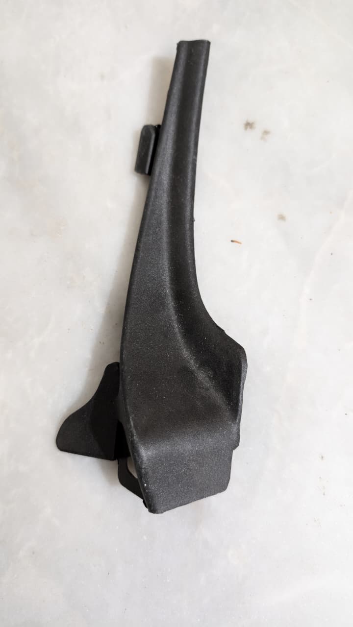 Suzuki WagonR Wiper Shield Corner