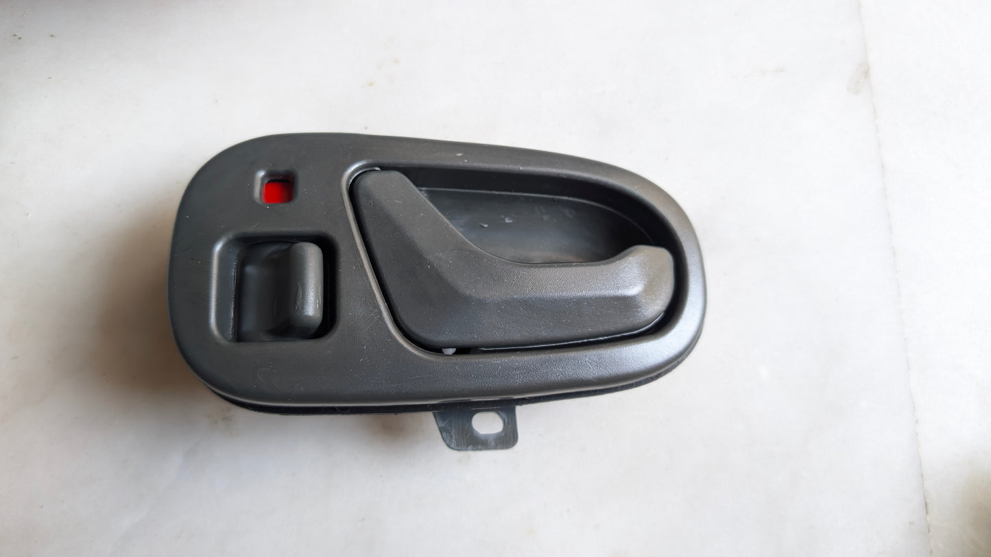 Suzuki Cultus Non-EFI Inner Door Opener