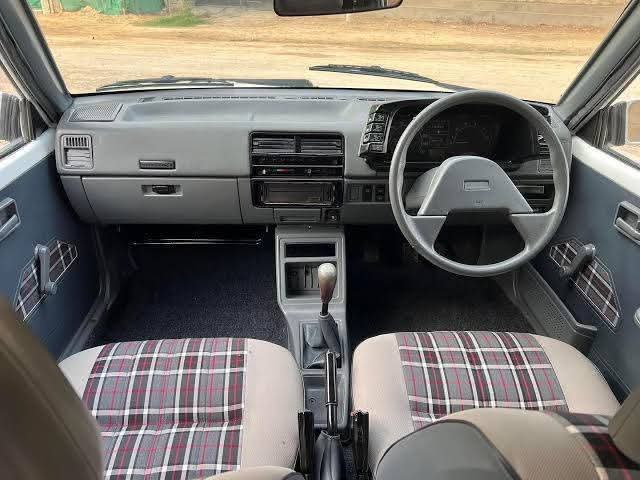 Suzuki Khyber dashboard tray