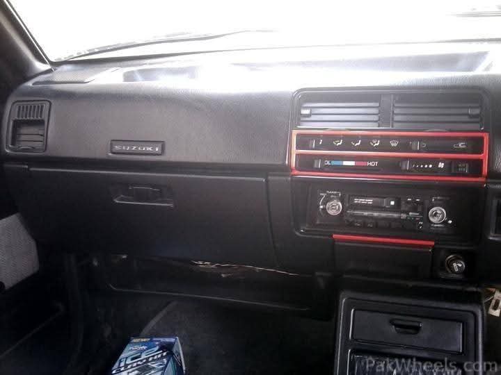 Suzuki Khyber dashboard tray